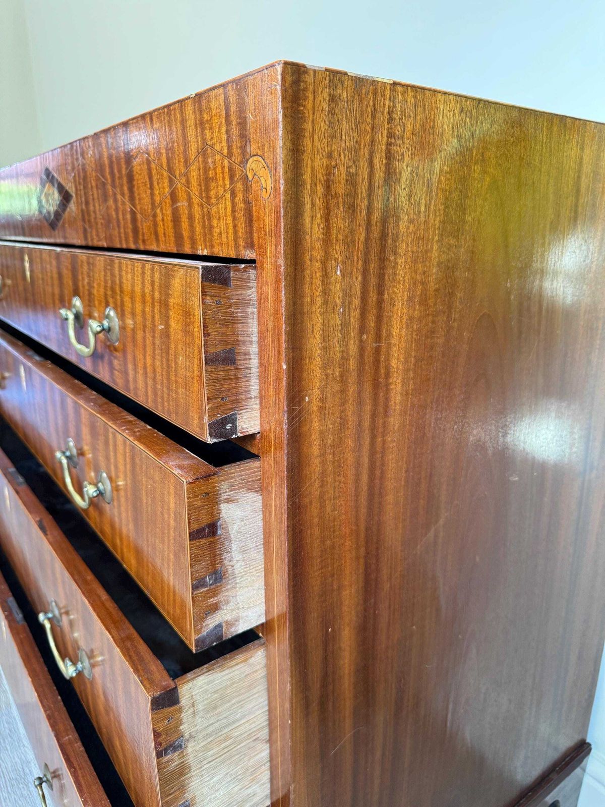 Georgian Antique Mahongany And Strung Marquetry Chest Of Drawers photo vinterior