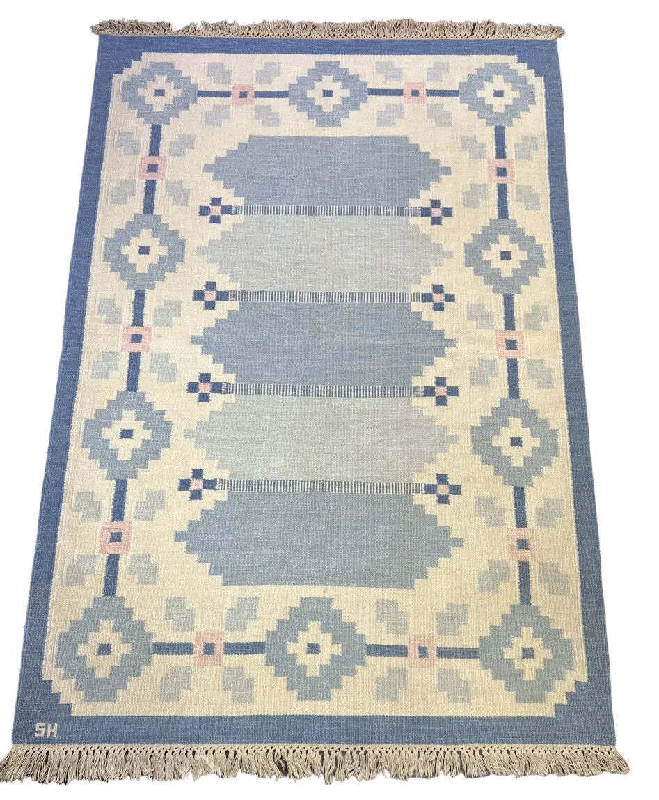 Vintage Swedish Kilim Rug, 240 × 166 Cm (Circa 1950s–1960s) photo furniture