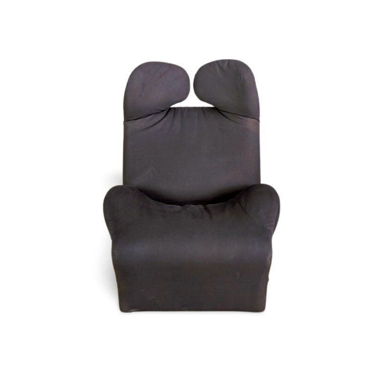 Original Cassina Wink Chair Toshiyuki Kita Black Fabric
