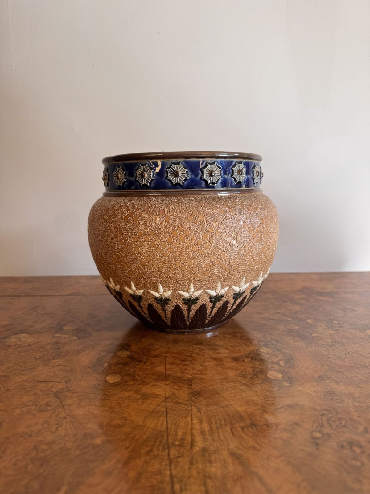Fine Quality Antique Doulton Lambeth Jardiniere