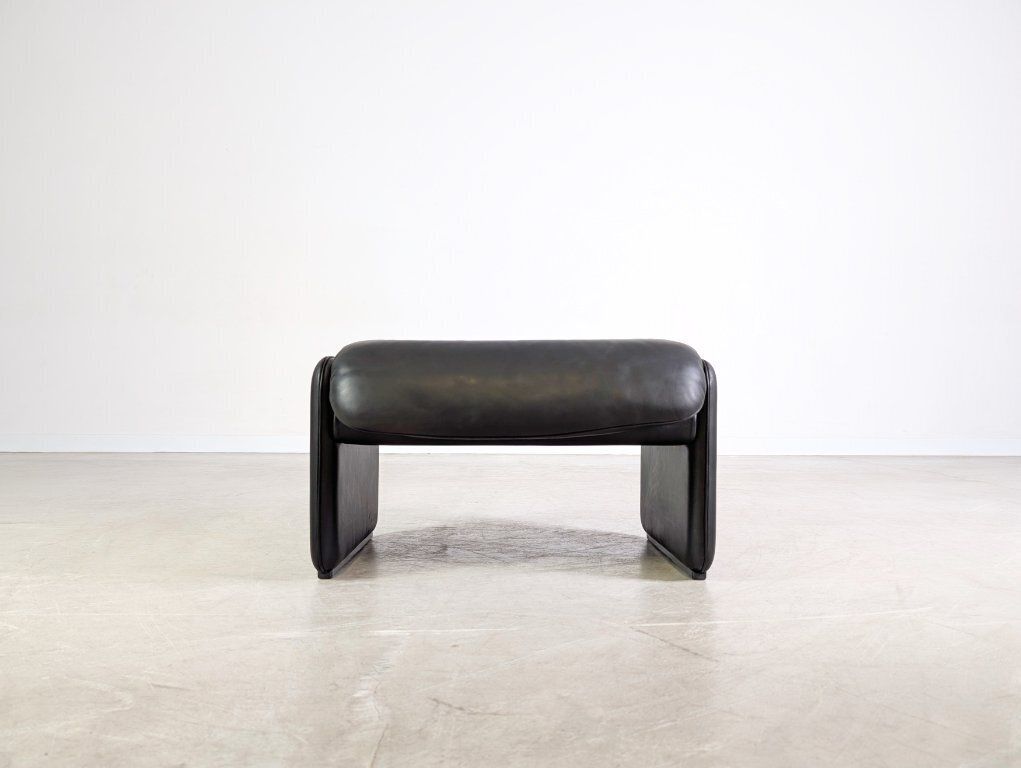 Original De Sede Ds 2018 Ottoman, Leather, Black Design photo for sale