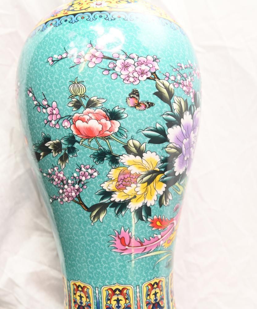 1250.0 Pair Chinese Porcelain Table Lamps Famille Vert Shades photo