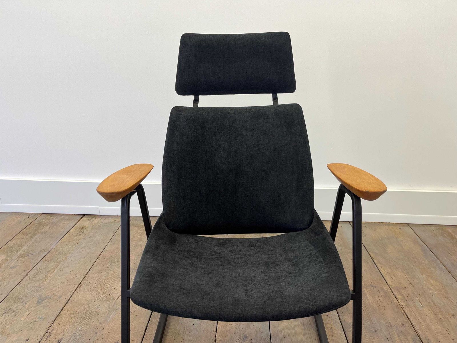 Mid Century Armchair / Chair Lupina / Chair By Niko Kralj For Stol Kamnik / Rocking Chair / Modern Lounge Chair / Shell (Lupina) Armchair photo furniture