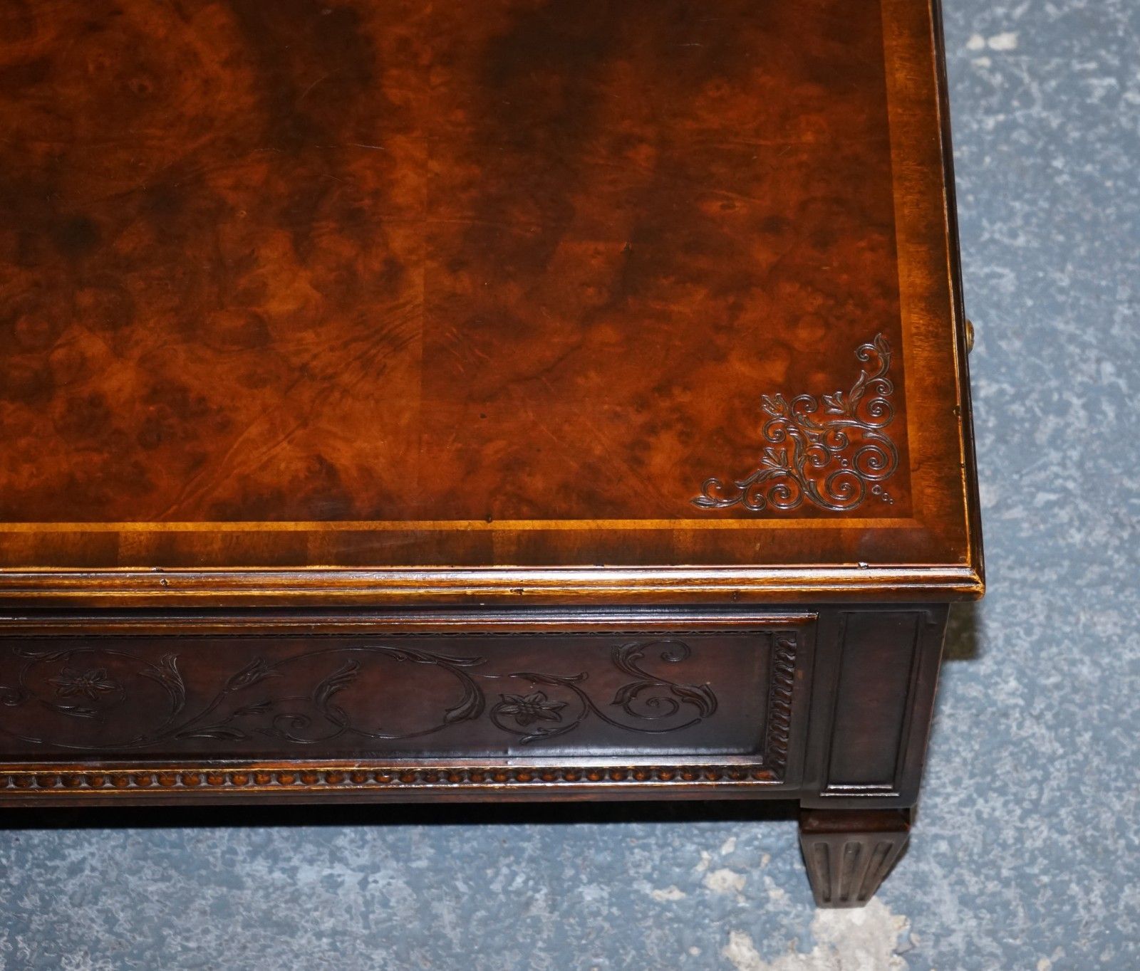 photo furniture Stunning American Theodore Alexander Coffee Table Two Drawers & Butler Trays