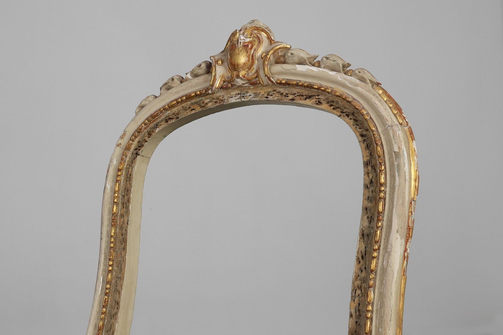 French Louis XV Chair In Carved Wood photo furniture