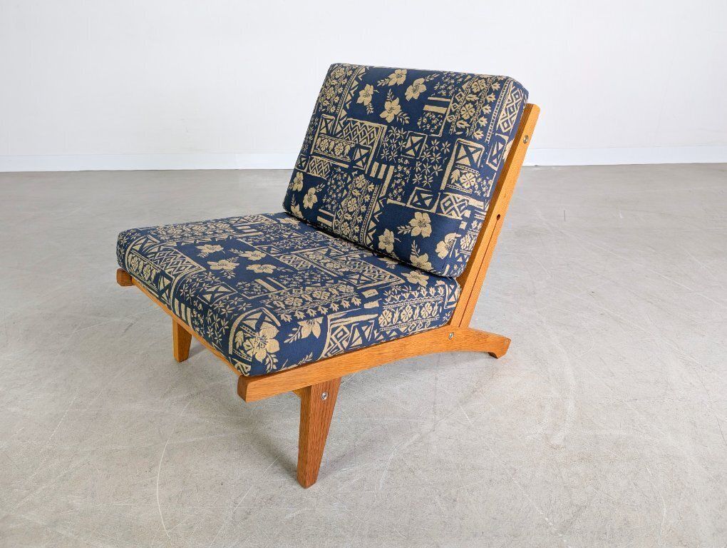 photo furniture 2x Original Getama Ge370 Midcentury Armchair Hans J. Wegner Oak