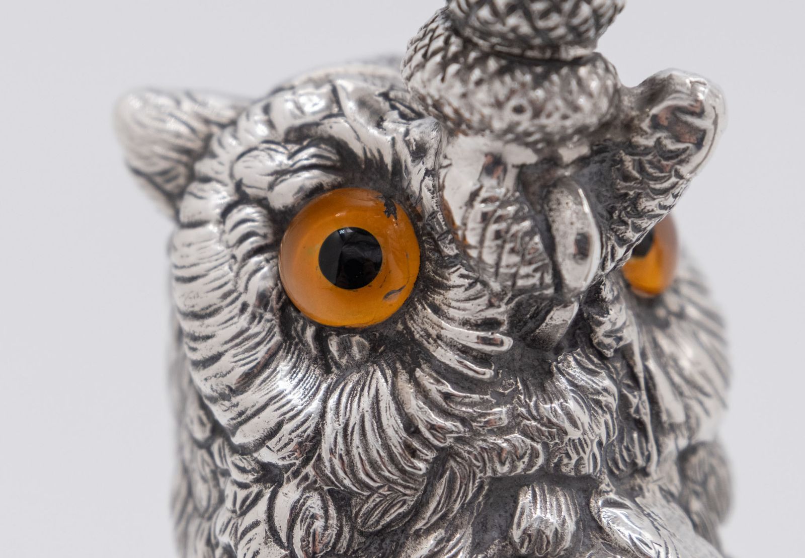 photo vinterior Pair Of 1920s Silver Plated Owl Candlesticks By Joseph Rodgers Sheffield