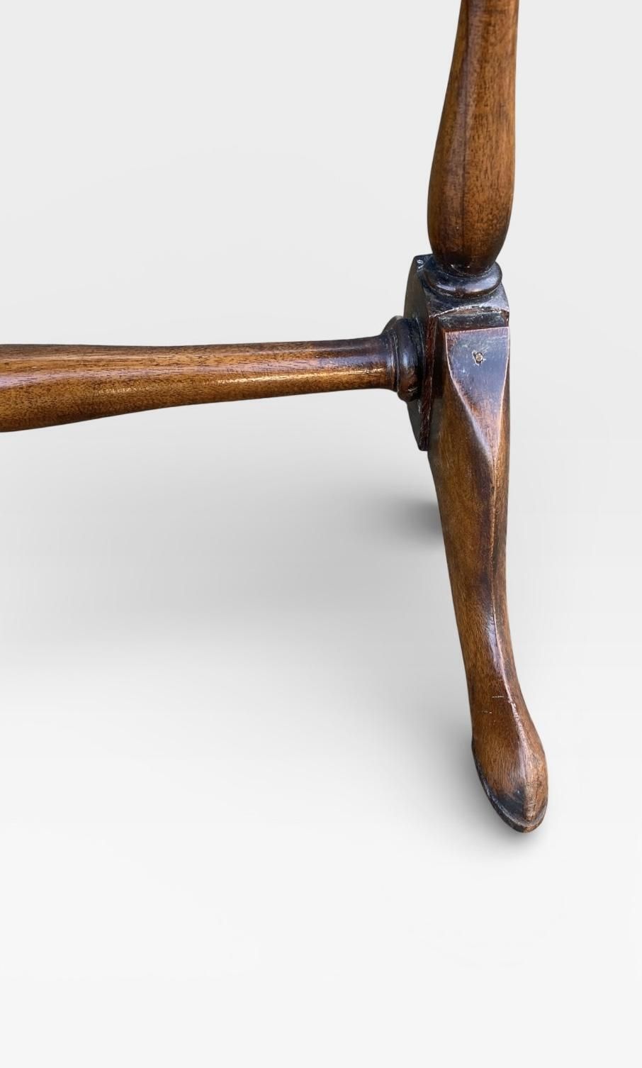 photo furniture Queen Anne Style Burr Walnut Canterbury / Magazine Rack (C.1920)