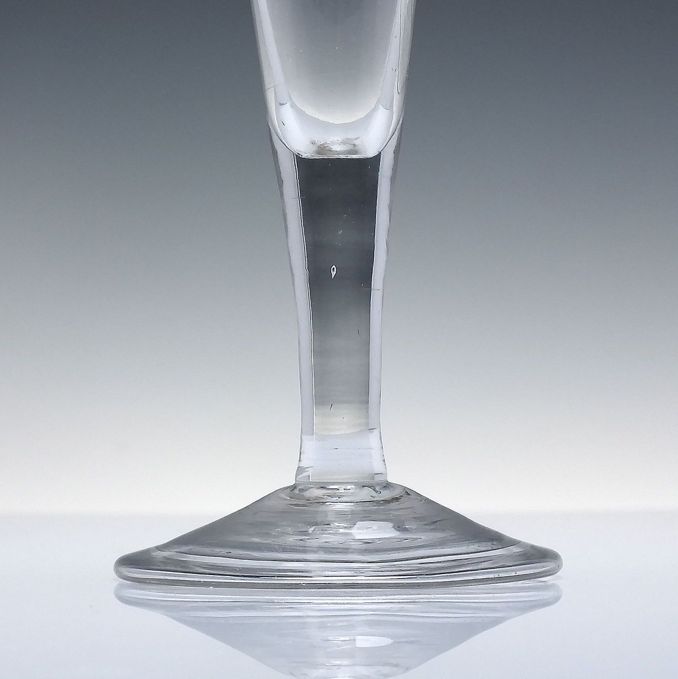 Rare 18th Century Engraved Barley Wine Glass C1745. photo 375.0