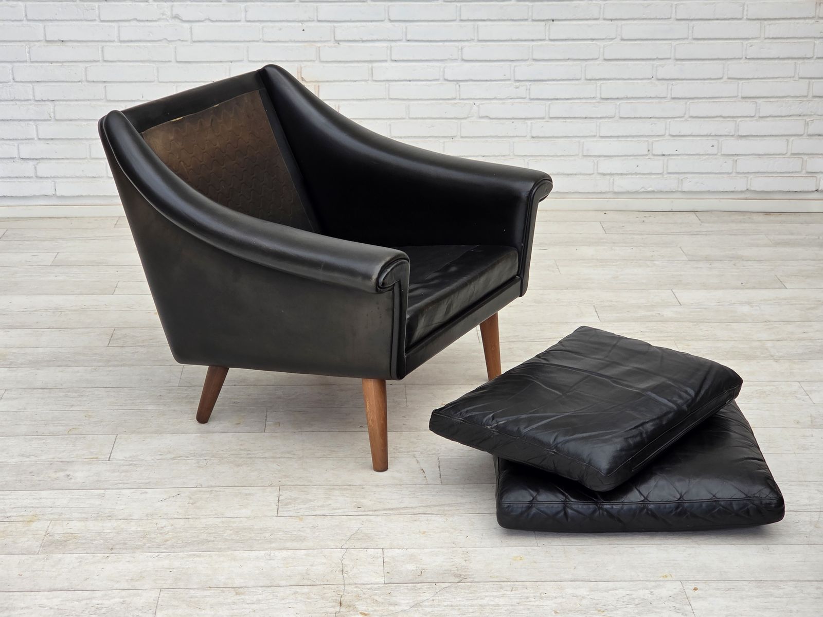 1960s, Danish Armchair By Aage Christensen, Furniture Leather. photo buy
