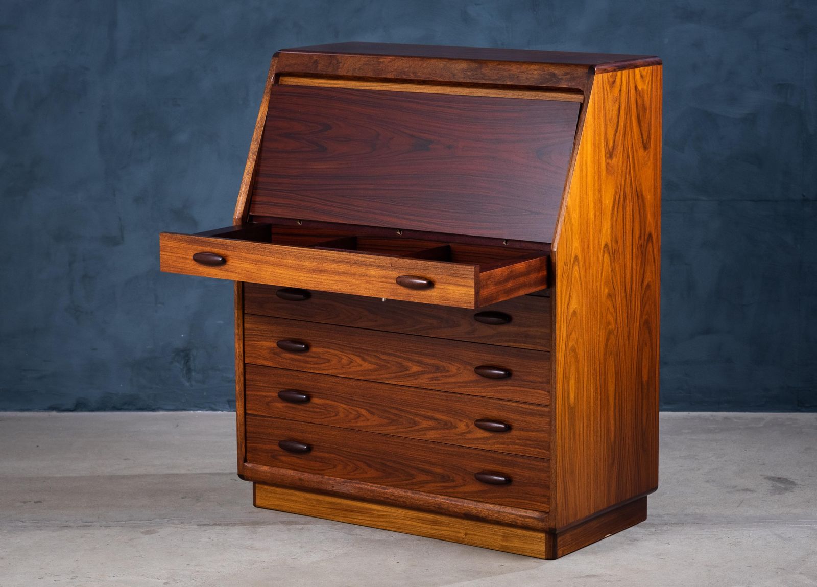 Furniture Secretaire In Rosewood From Dyrlund, Denmark, 1970s photo