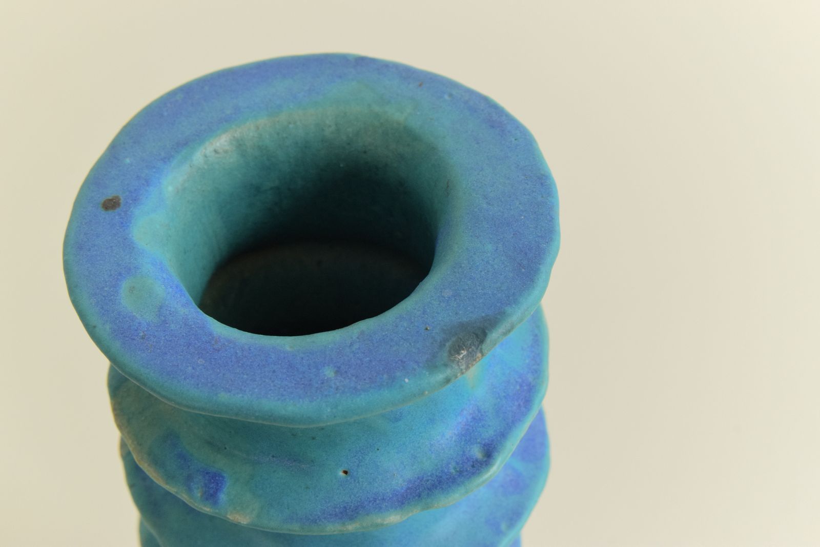 Vintage Studio Pottery Sculptural Vase By Potter Jean Stanton photo vinterior