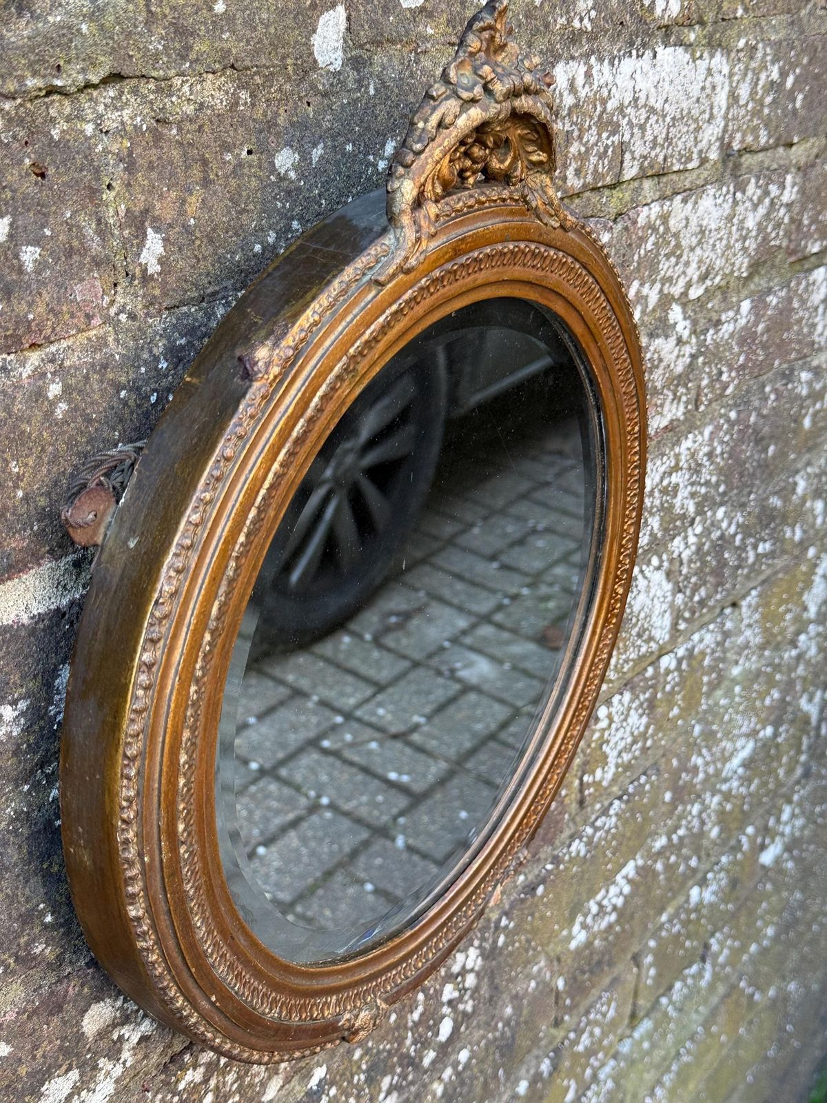 photo vinterior Antique Ornate Gesso Gilt Wall Mirror With Ornate Crest Detail And Shabbied Finish