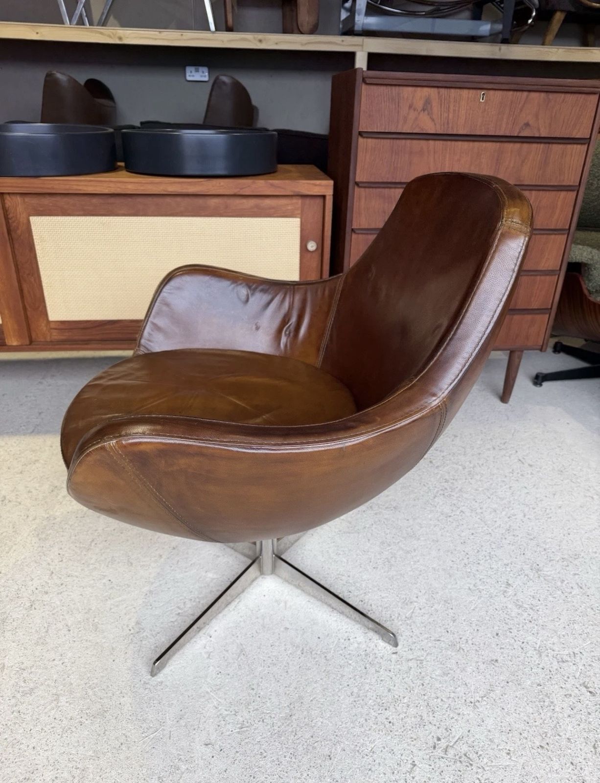 photo furniture Mid Century Swivel Lounge Chair By Grassoler Rosetta 1970s Spain