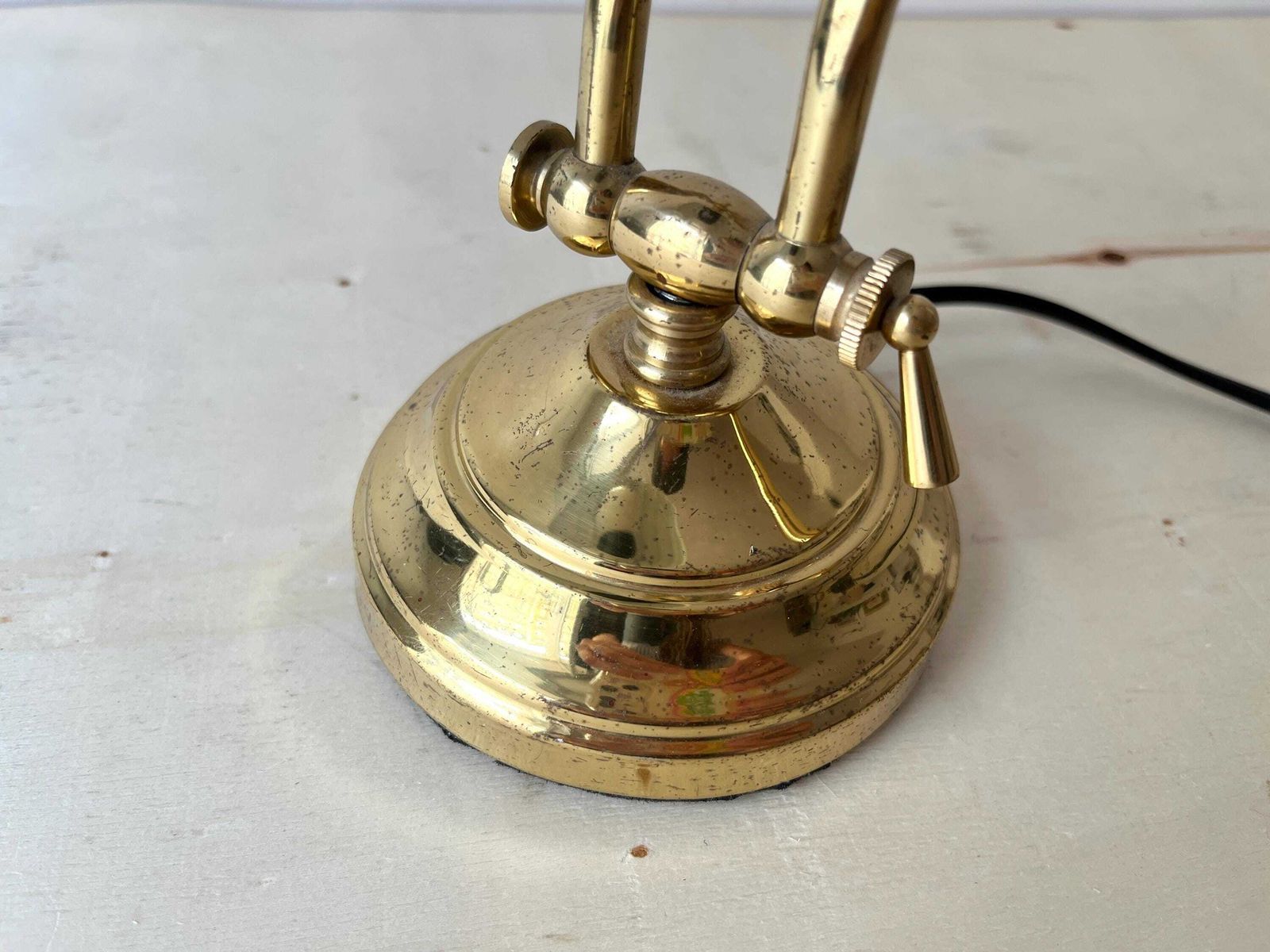 photo furniture 1950s Brass "Shell" Desk Lamp, Vintage Midcentury Lighting, Italian Design