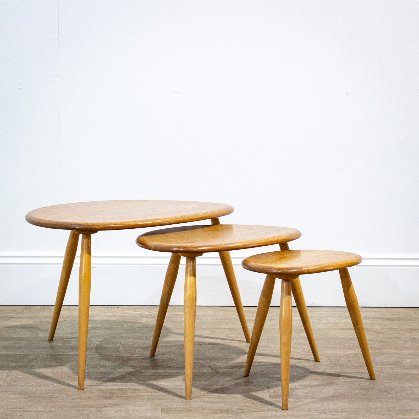 Ercol Nest Of Pebble Tables photo 720.0