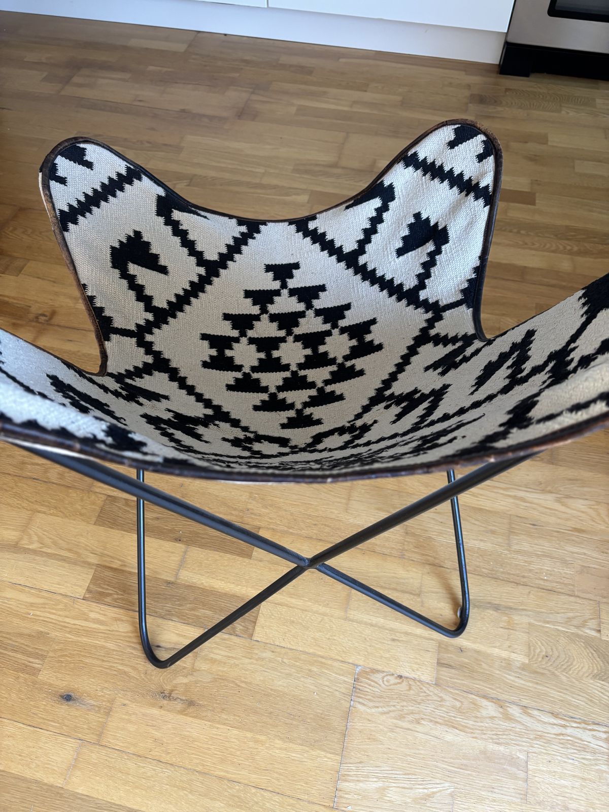 Geometric Butterfly Chair / Bkf Style Chair photo 100.0