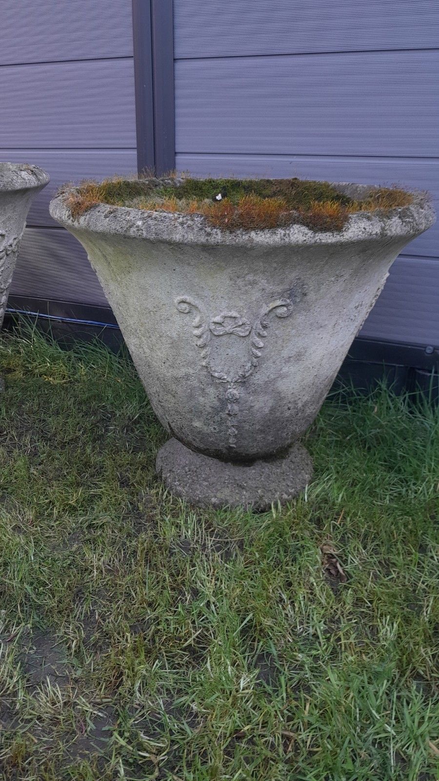 Pair Of Beautiful 20th Century Cast Stone Weathered Urns photo furniture