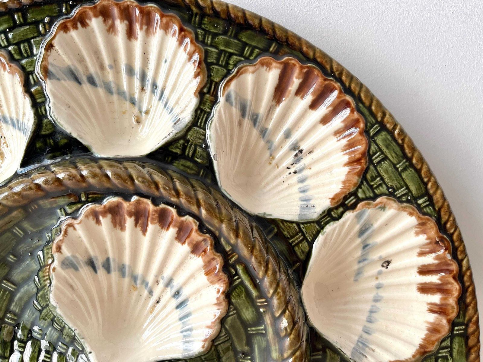 Large Antique Majolica Oyster Dish Signed Longchamp France, 19th Century Ironstone Seafood Platter photo Home Decor