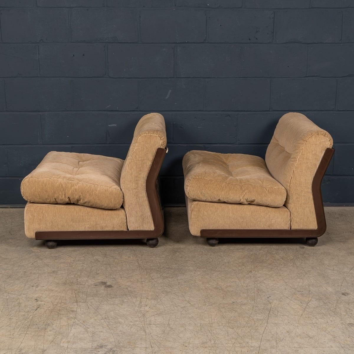 An Italian "Amanta" 4 Piece Modular Sofa By Mario Bellini For B&B Italia C.1980 photo buy