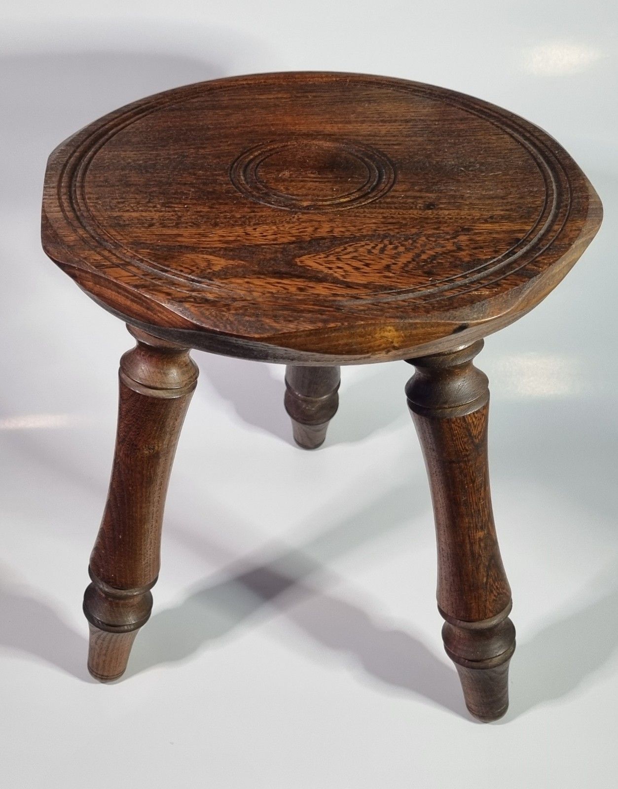 French Style Oak 3 Legged Milking Stool Bullseye Top Turned Legs Rustic photo furniture