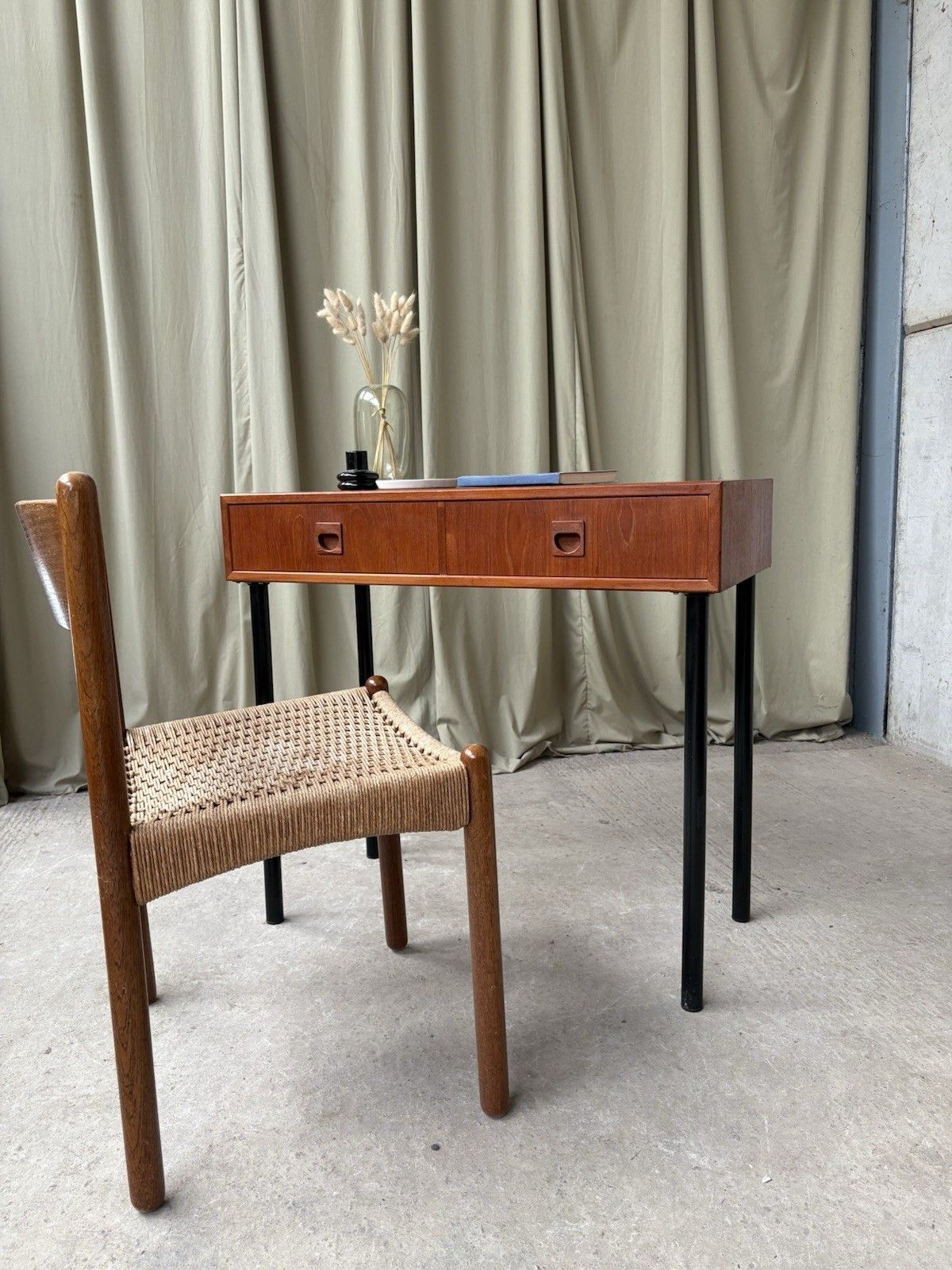 Vtg Mid Century Danish Cado Compact Desk Console Side Table Chest Drawers R1103