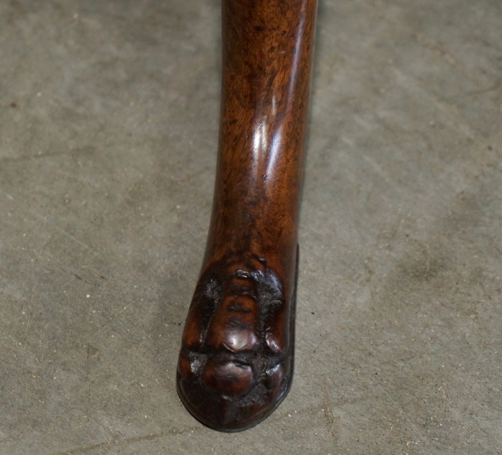 photo vinterior Antique Georgian Pie Crust Edge Thomas Chippendale Tilt Top Occasional Table