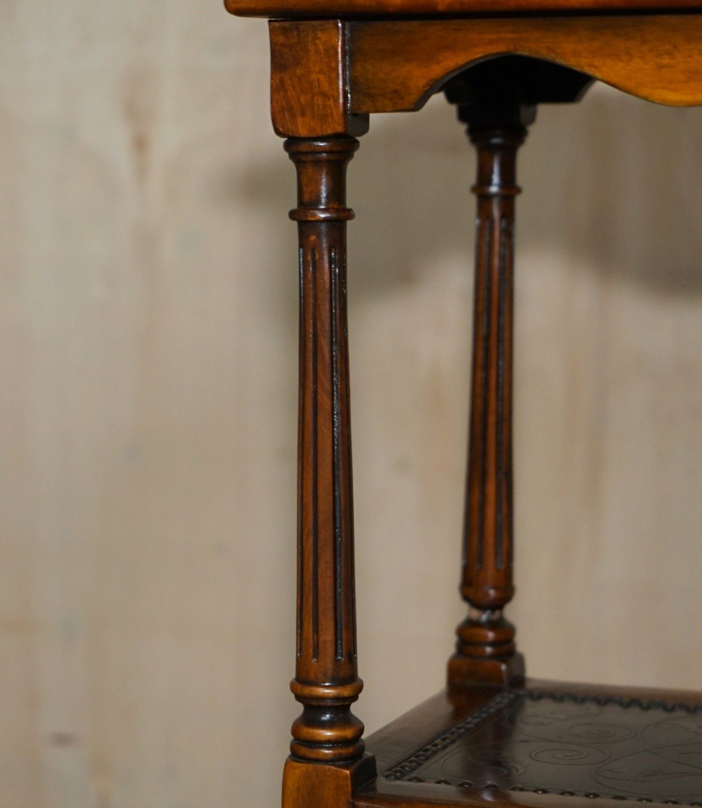 photo vintage Stunning Solid Wood & Leather Embossed Theodore Alexander Etagere Open Bookcase