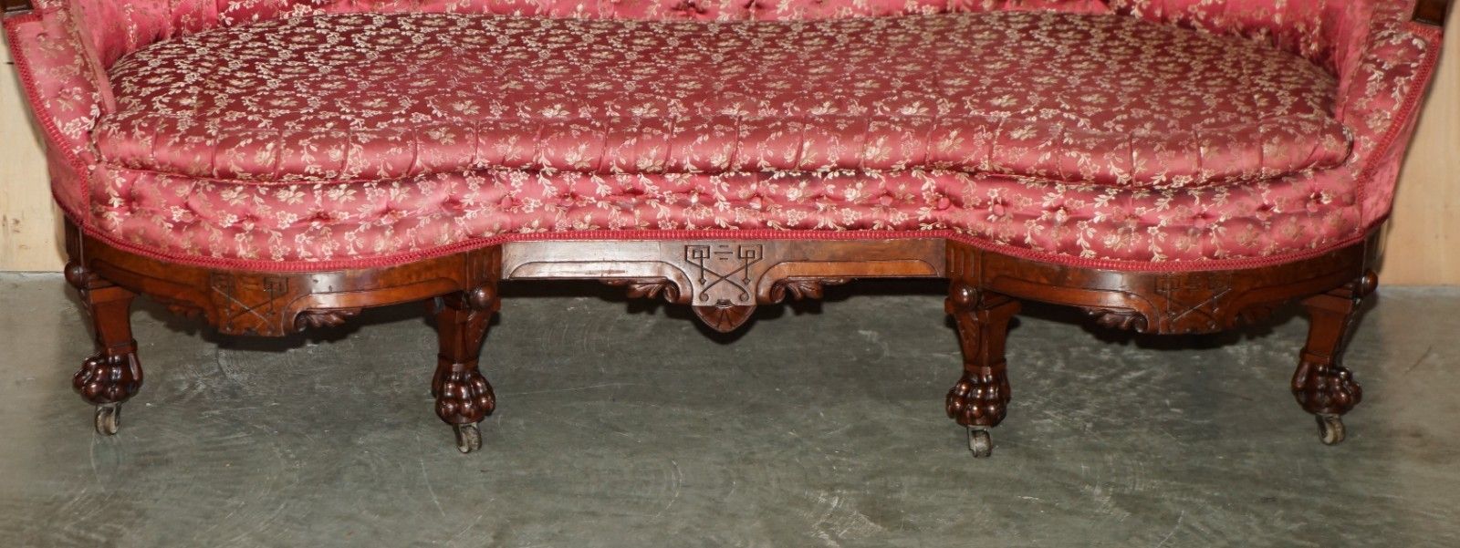 Antique Victorian Flamed Mahogany Lion Carved Sofa Or Settee Part Of A Suite photo Furniture