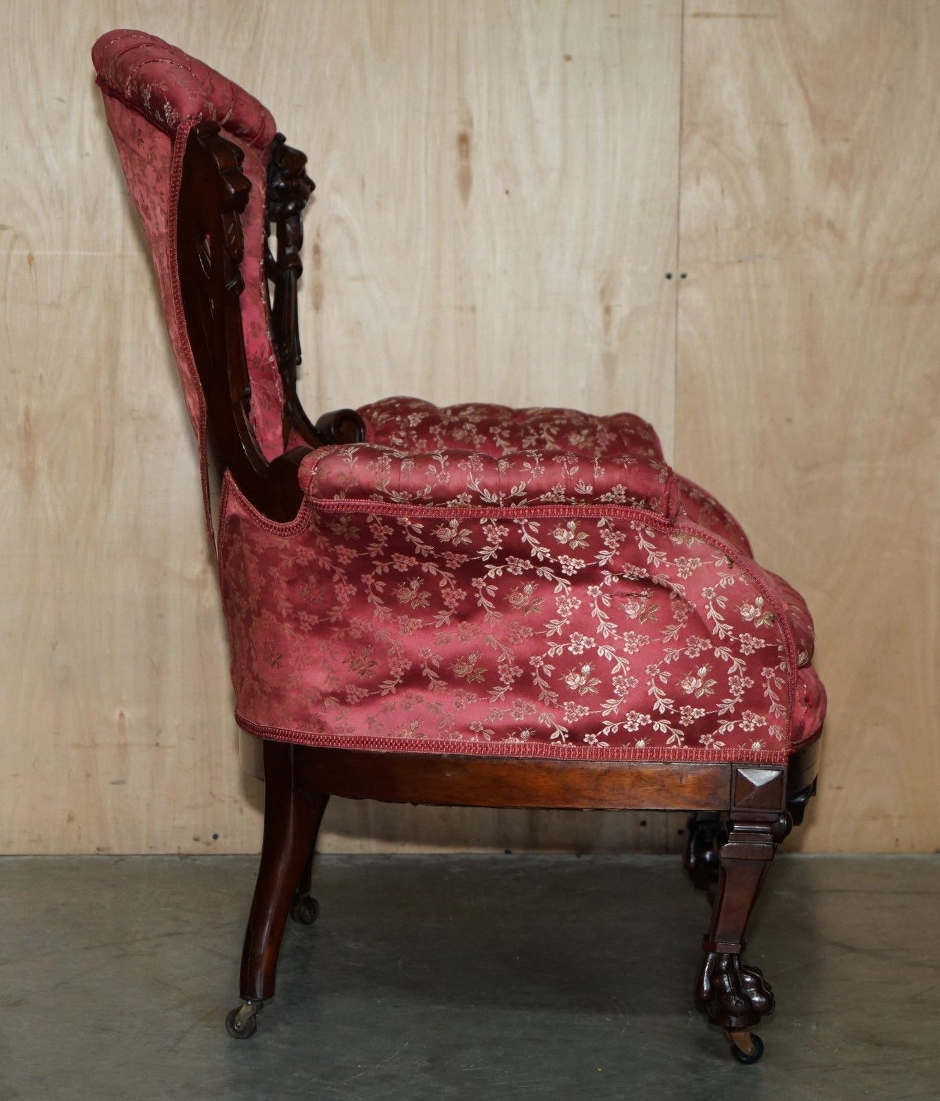 photo buy Antique Victorian Flamed Mahogany Lion Carved Pair Of Armchairs Part Of A Suite