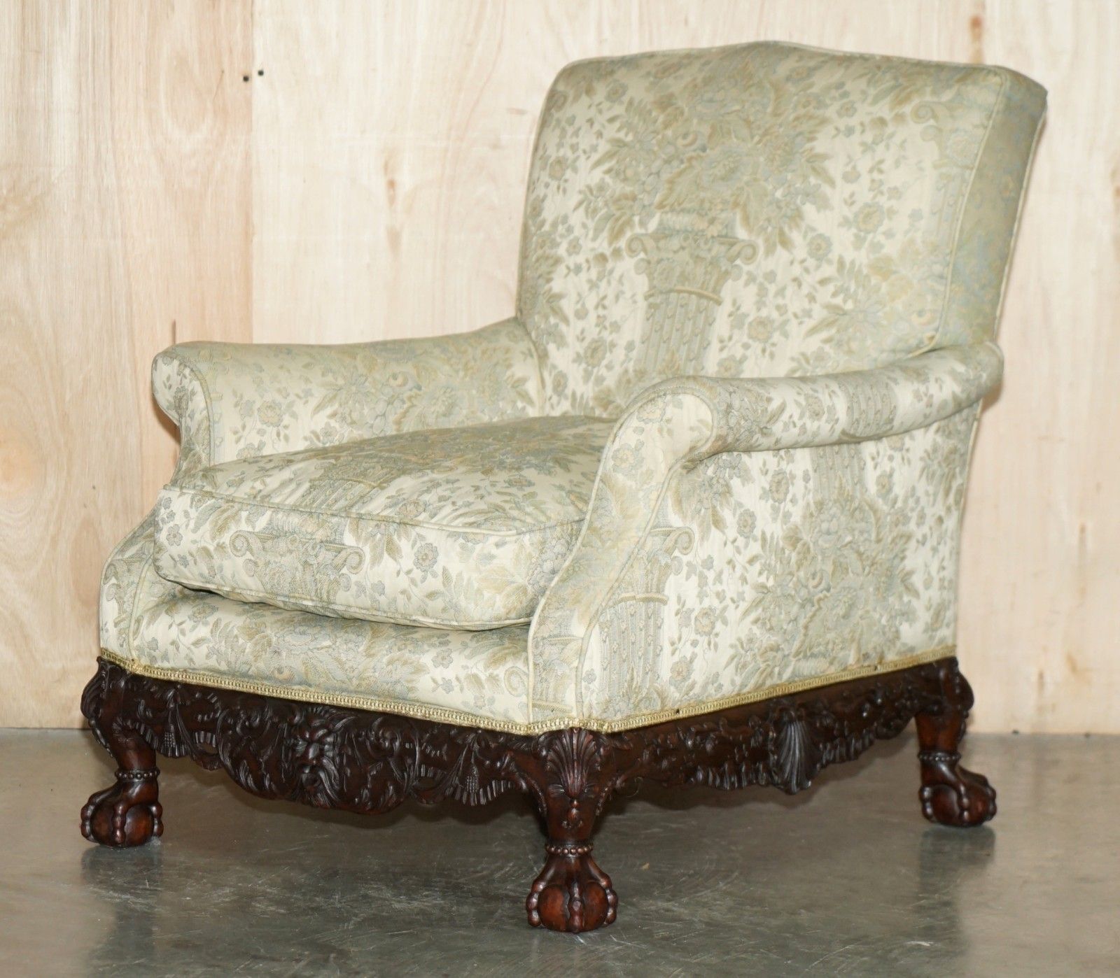 Sublime Antique Victorian Carved Claw & Ball Feet Show Framed Mahogany Armchair photo furniture