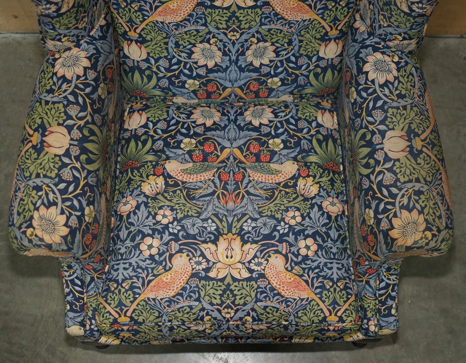 Stunningly Restored William Morris Strawberry Thief Fabric Wingback Armchair photo vinterior
