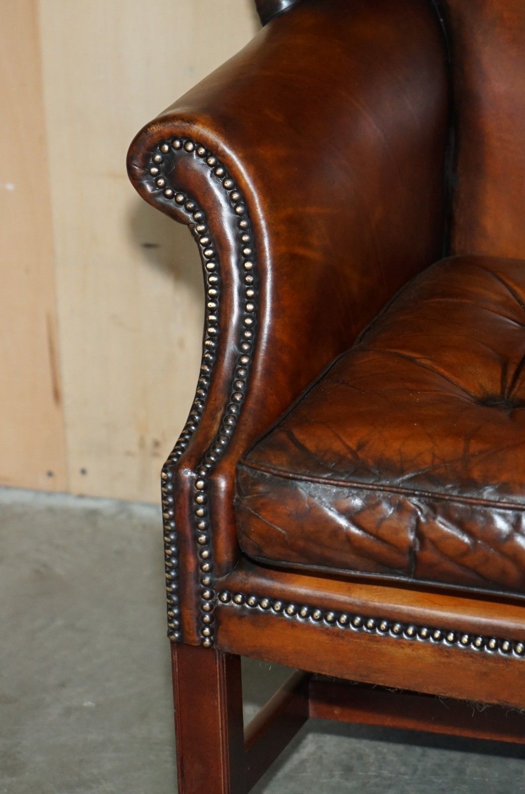 photo vinterior Fine Restored Vintage 1960's Brown Leather Wingback Armchair Thomas Chippendale