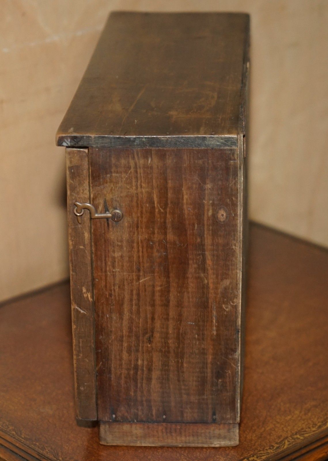 photo furniture Antique Wwii Circa 1939 Boots First Aid Kit Box For Warehouses And Factories
