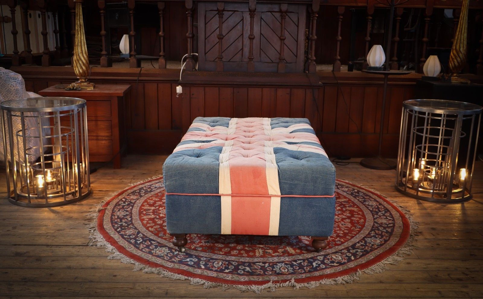 photo for sale Superb Timothy Oulton Halo Westminster Buttoned Footstool Ottoman Union Jack 🚚