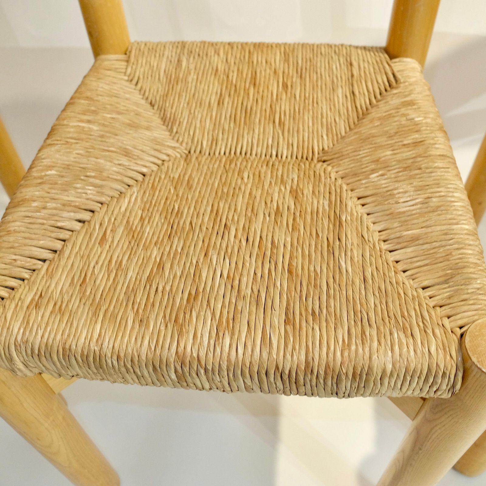 photo furniture Perriand Meribel Dinning Chairs Original Straw Free Shipping Call Me To Discuss
