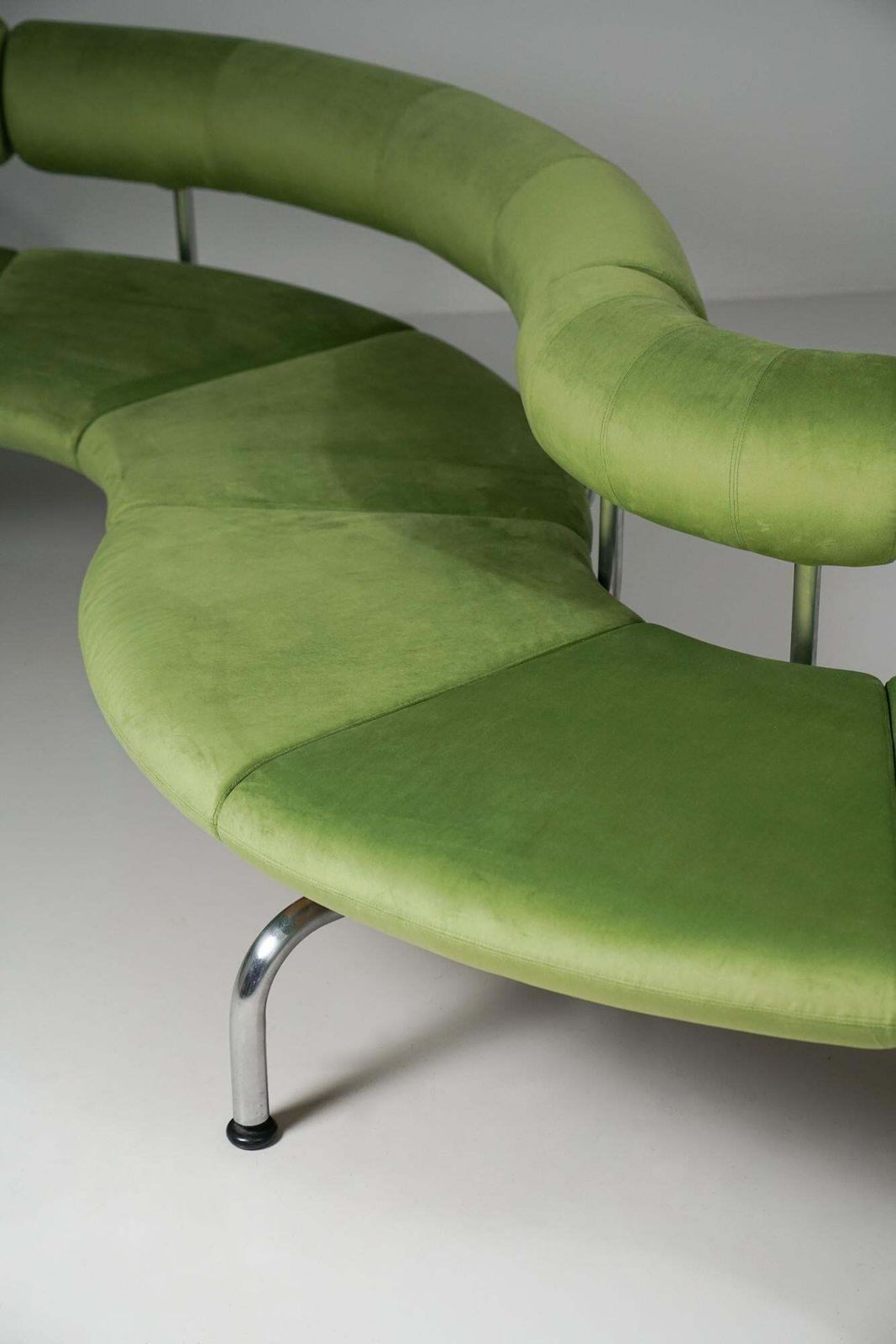 Rare Snake Shaped Sofa, Johannes Foersom & Peter Hiort Lorenzen, Erik Jørgensen photo Furniture