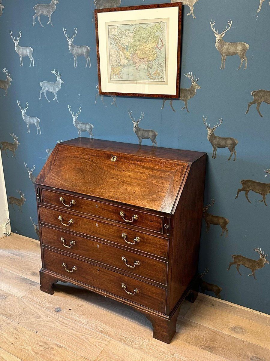 Mahogany Secretary, 18th Century photo vinterior