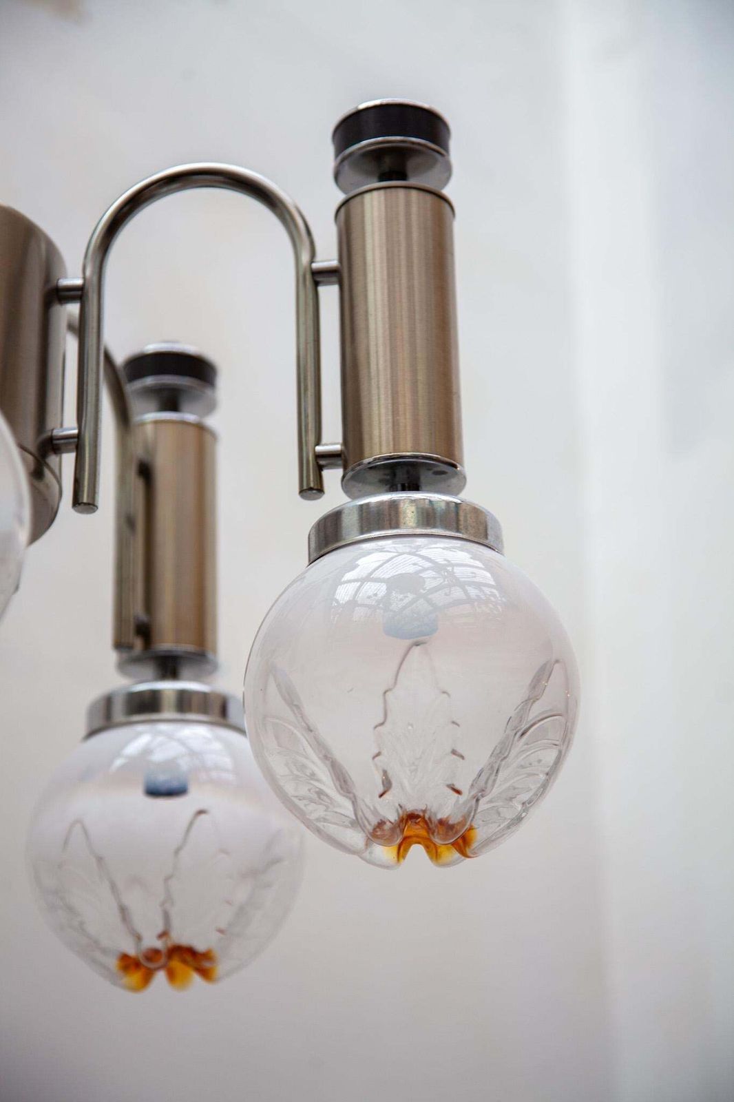 Murano Avmazzega Midcentury Five Blown Glass Globe And Chrome Chandelier, Italy photo vintage