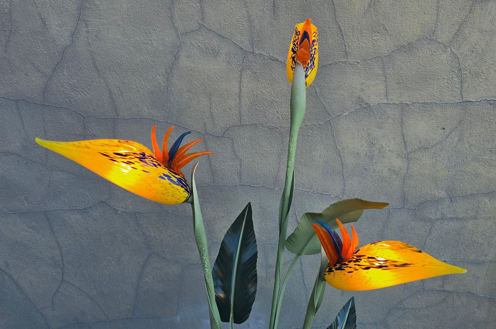 photo furniture Vintage Strelitzia “Bird Of Paradise” Floor Lamp