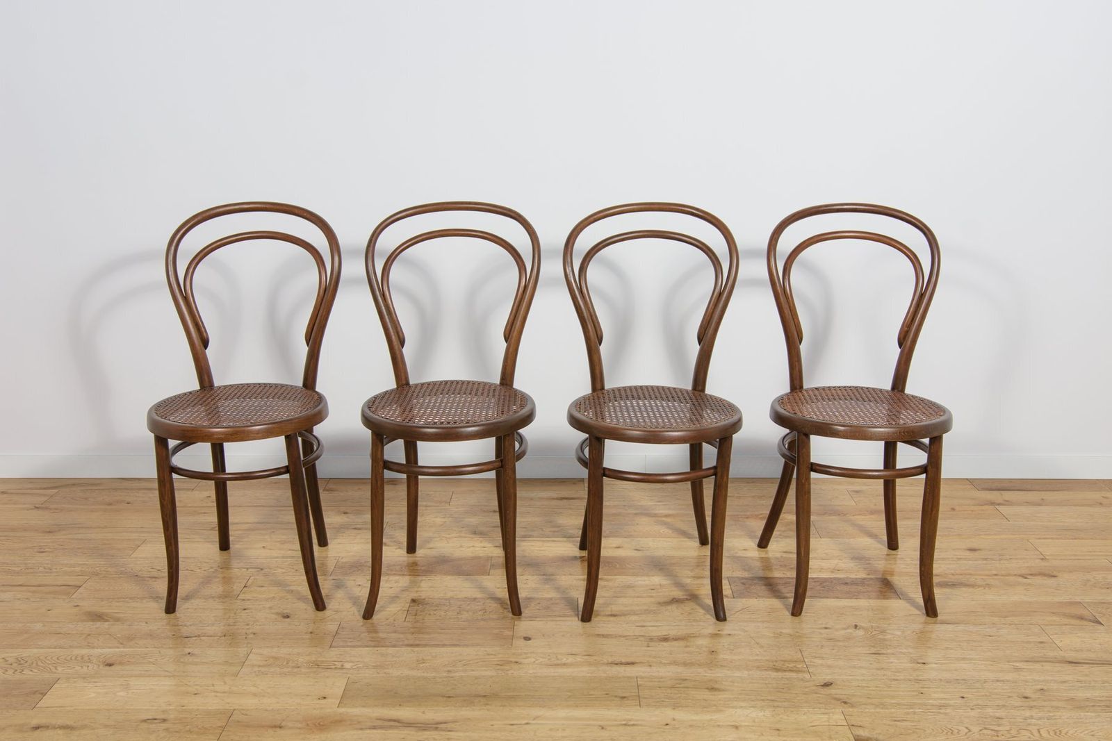 No. 14 Chairs By Michael Thonet For Josef Hoffmann, 1900s, Set Of 4 photo vinterior