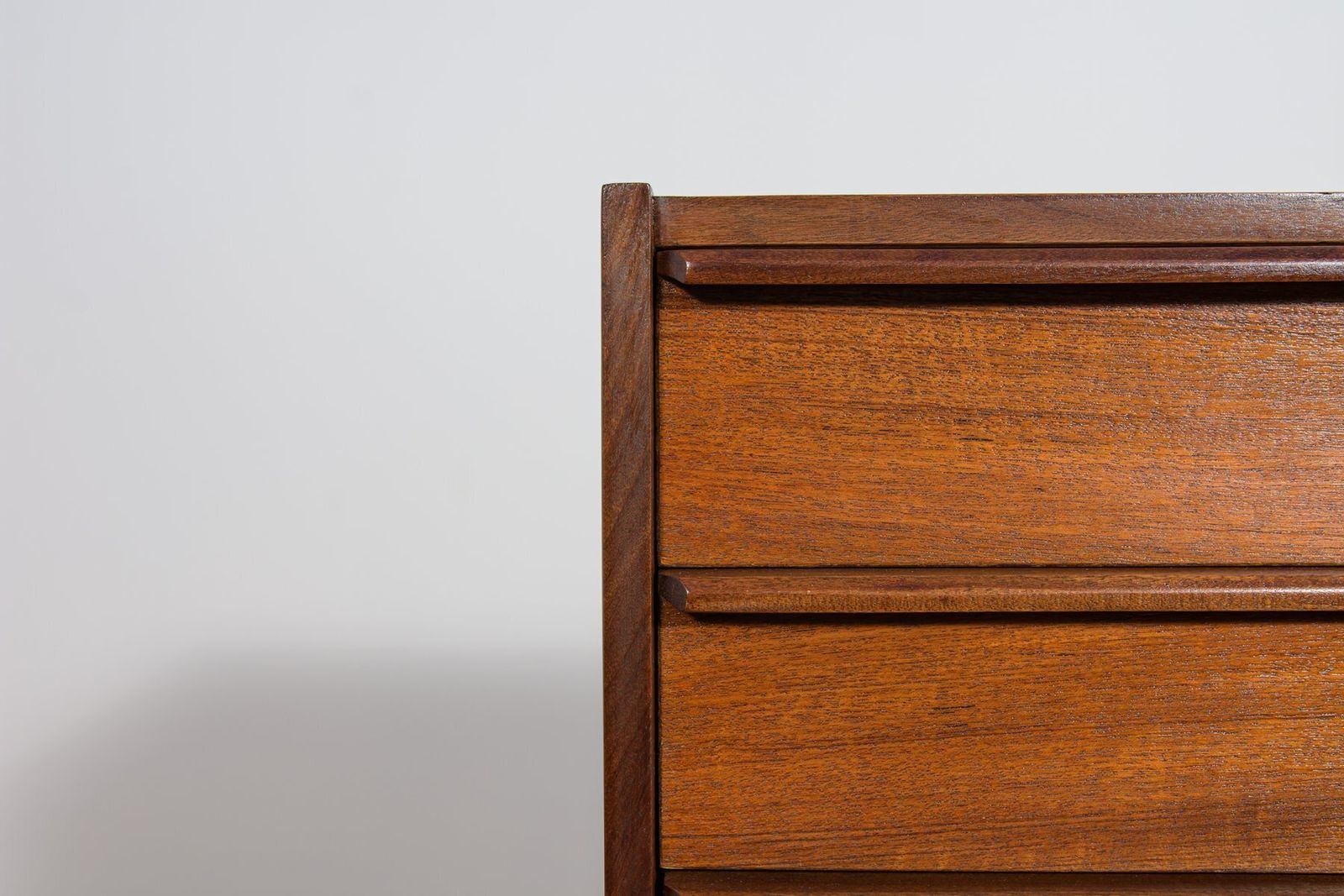Furniture Mid Century Teak Dresser, United Kingdom, 1960s photo