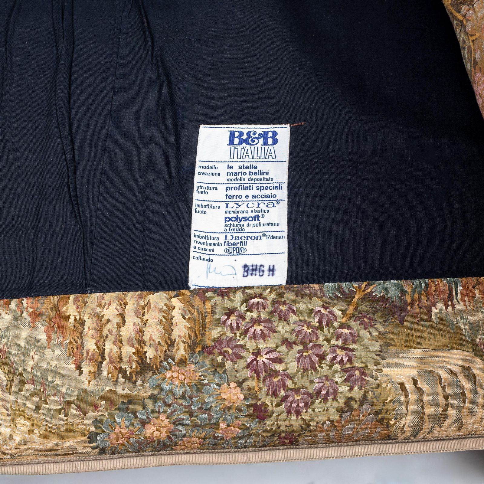 photo for sale Pair Of Jacquard Fabric Armchairs, Mario Bellini, "Le Stelle" B&B Italia, 1970