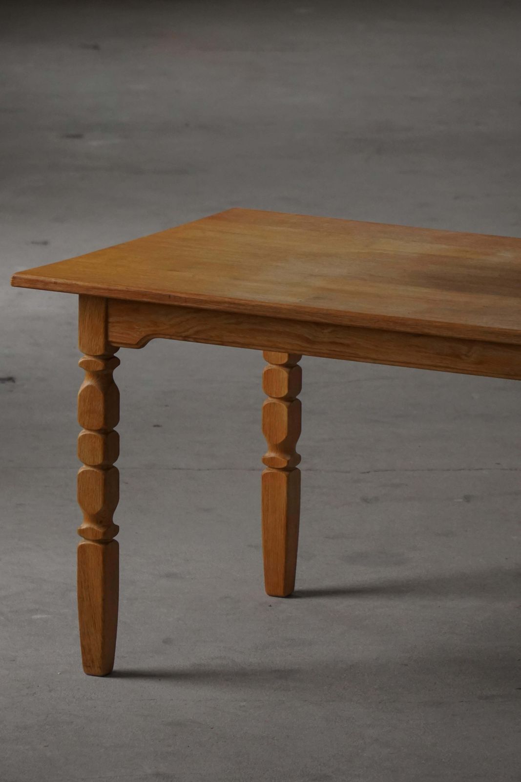 photo furniture Henning Kjærnulf, Danish Mid Century Modern, Rectangular Oak Dining Table, 1960s