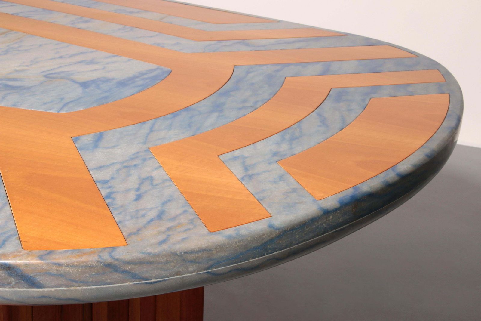 Exquisite Blue Braziliaans Marble Tabletop With Hand Inlaid Wood photo 19564.0