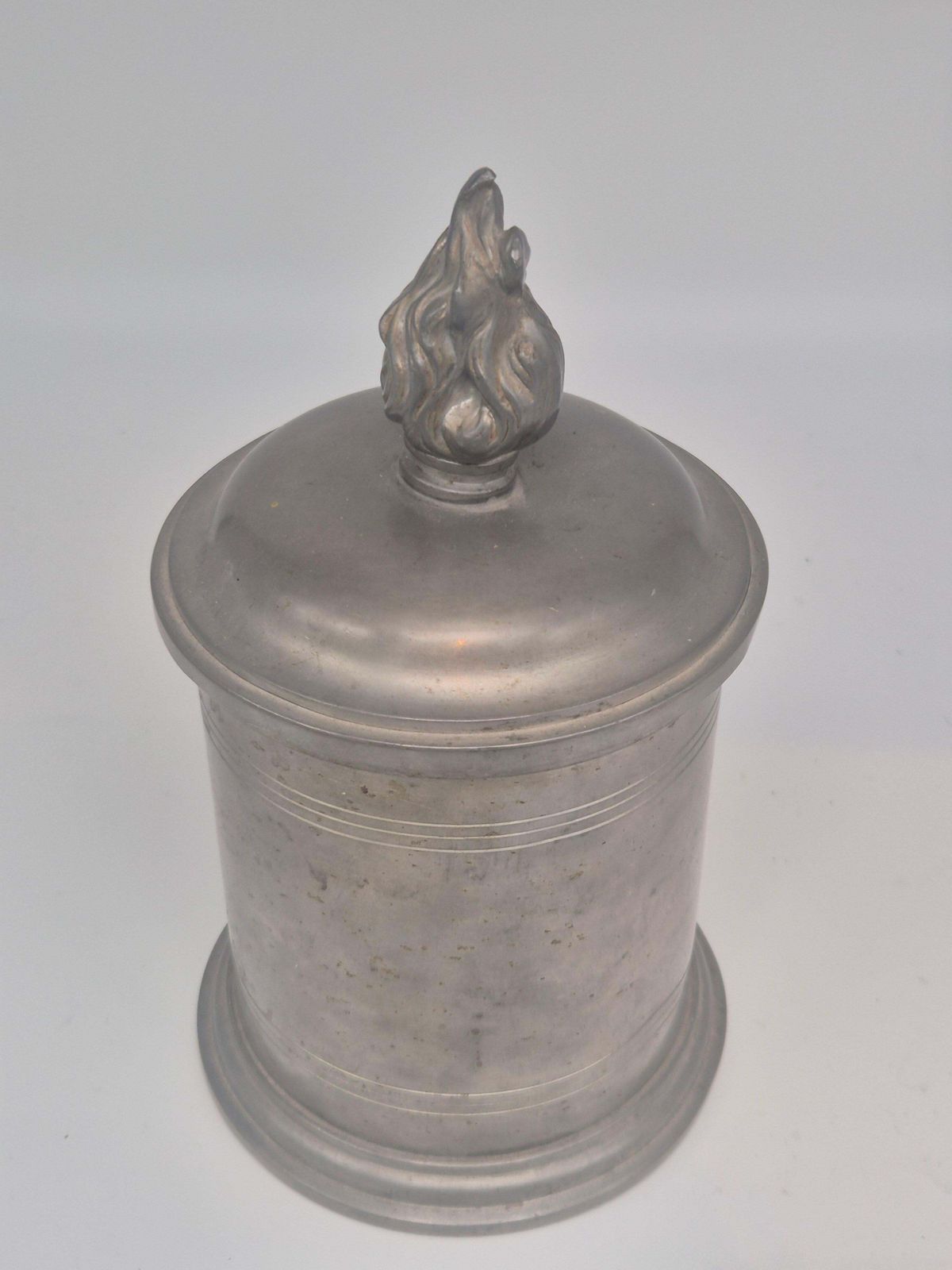 Rare Swedish Grace Lid Box In Pewter With Decor Of Flame By Sylvia Stave, Cgh. photo Home Decor
