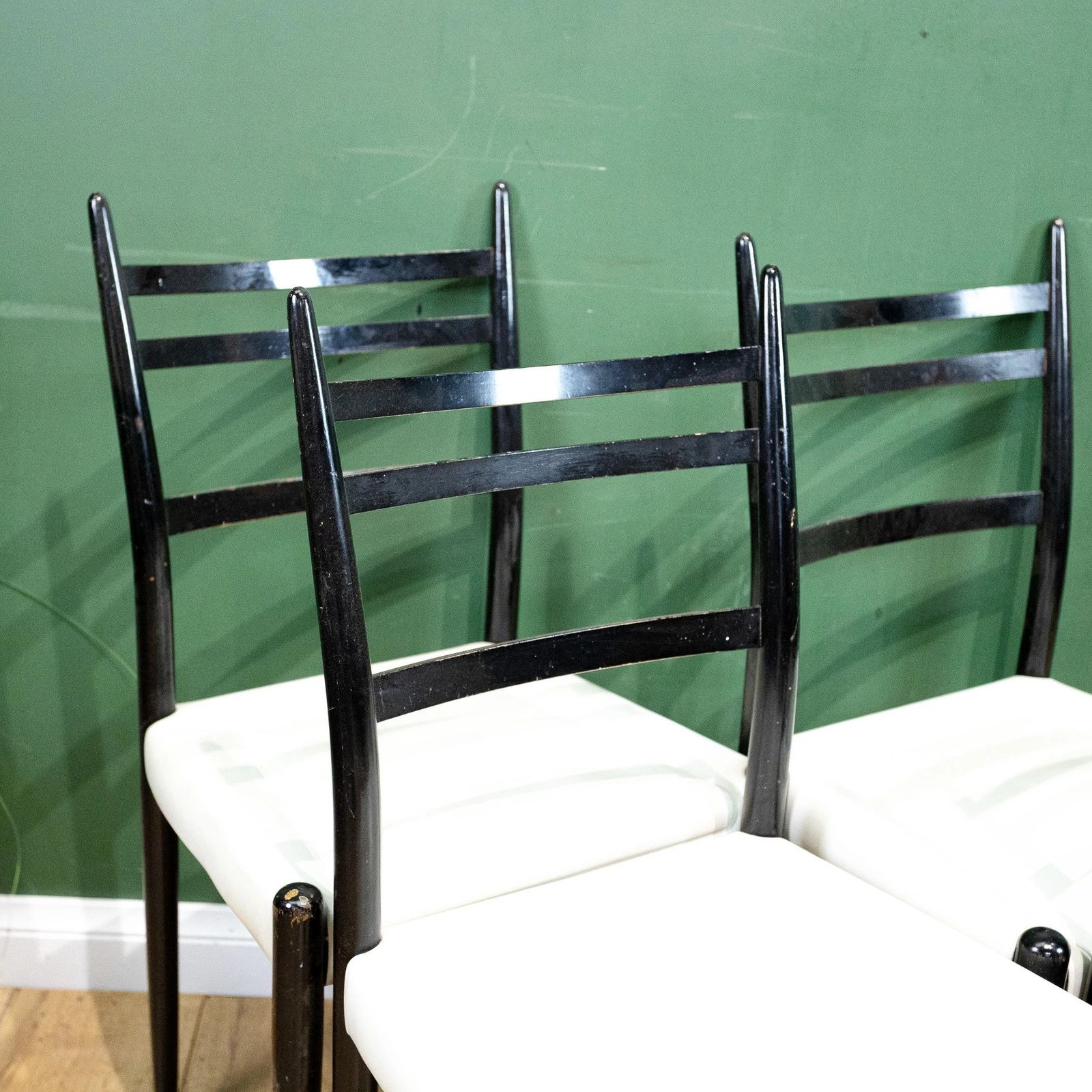 G Plan Librenza Ebonised Dining Chairs X4 photo vinterior
