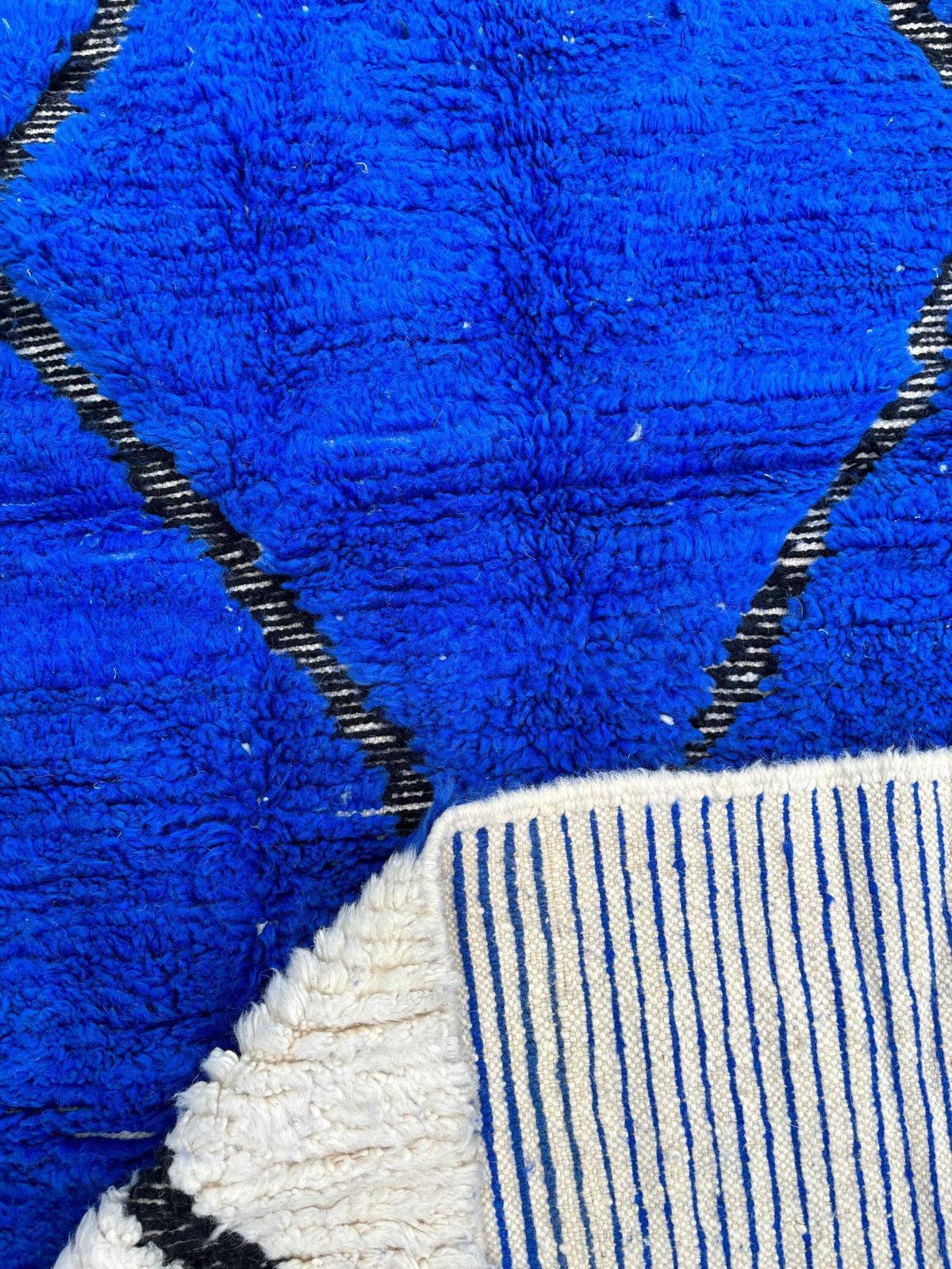 Moroccan Beni Ouarain Rug 180x250 Cm– Handmade Wool Berber Rug –Blue & Cream Geometric Rug – Modern Moroccan Carpet –Luxury Berber Area Rug photo for sale