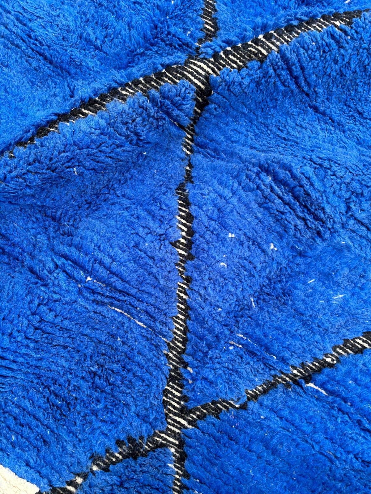 Moroccan Beni Ouarain Rug 180x250 Cm– Handmade Wool Berber Rug –Blue & Cream Geometric Rug – Modern Moroccan Carpet –Luxury Berber Area Rug photo vinterior