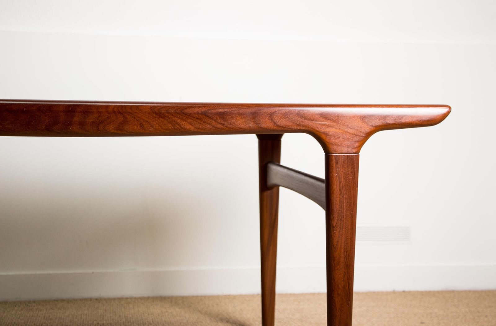 Table à manger danoise extensible en teck, années 1960, par Johannes Andersen pour Uldum Mobelfabrik photo furniture